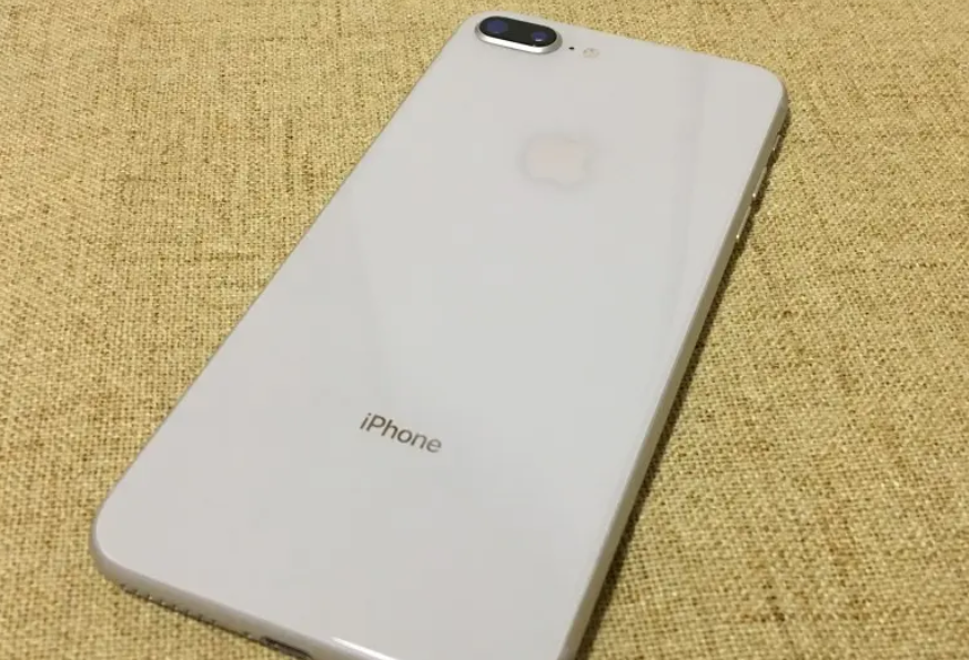 市南区苹果8p换电池维修点分享两年多苹果8P想换第三方的电池哪个好?