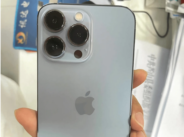 市南区苹果13PM屏幕维修店分享iphone13promax换电池多少钱